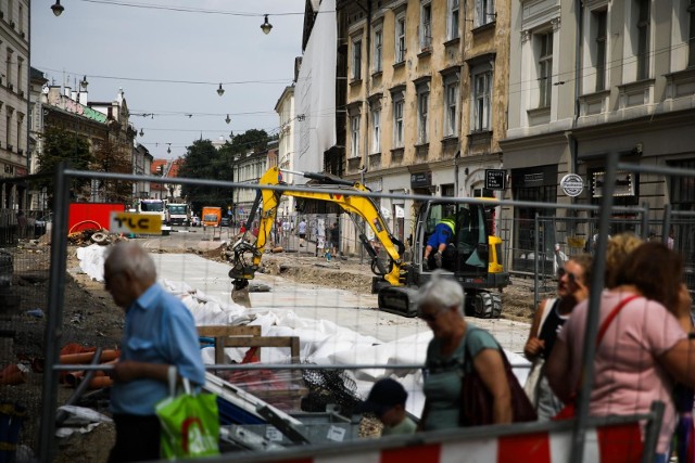 Podzieliliśmy inwestycje na: zrealizowane, w trakcie, czekające na realizację. Zobacz czy jest tam ulica, po której jeździsz