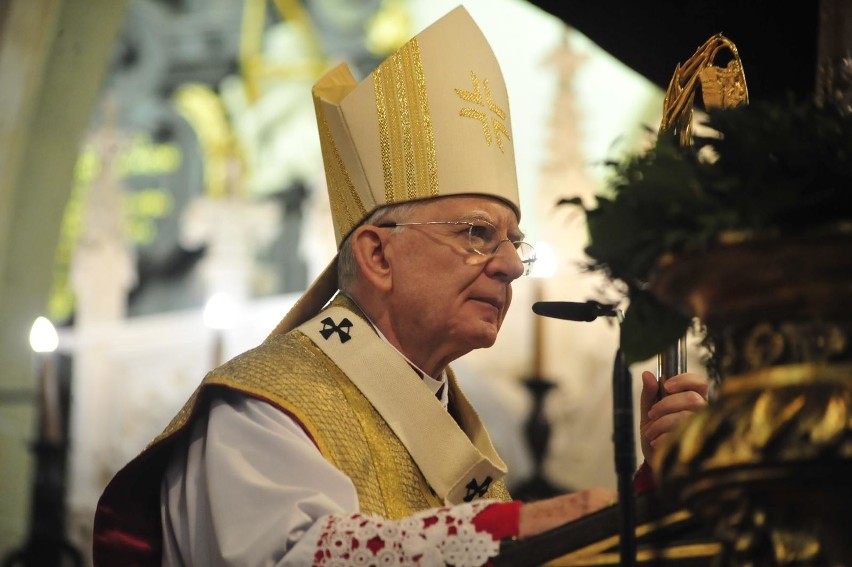 Łódzki dominikanin ojciec Paweł Gużyński apeluje do Polaków,...