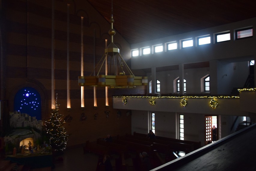 Świąteczny wystrój w kościele św. Jadwigi w Tychach