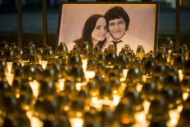 Jan Kuciak i jego dziewczyna Martina Kusznirova zostali zamordowani w swoim domu. Mieli zaledwie po 27 lat