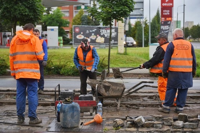 Remont torowiska przy Murawie