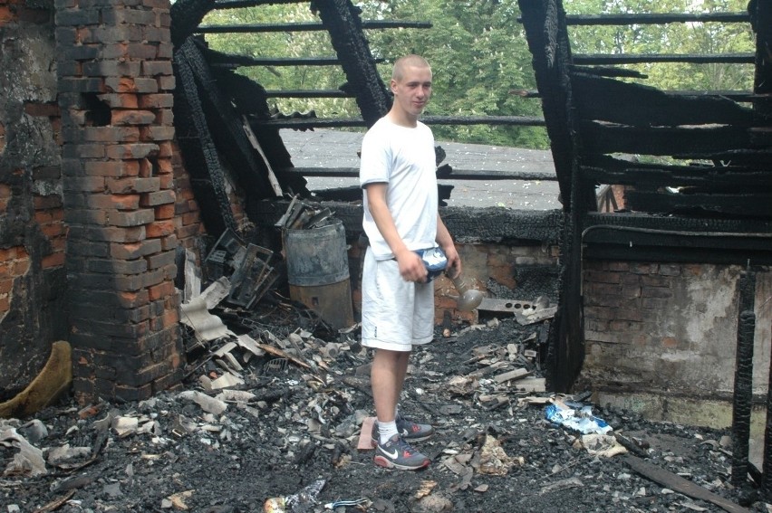 Damian Murach mieszkał w budynku w pobliżu młyna. Ogień...