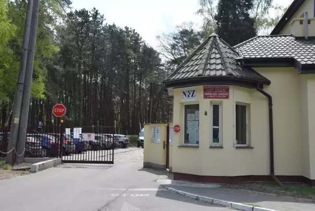 Według naszych informacji w samej Wolicy ma być dostępnych 120 łóżek. Przypomnijmy, że szpital w kwietniu został przekształcony w placówkę jednoimienną  przeznaczoną dla pacjentów z Covid-19 i z podejrzeniem tej choroby. 