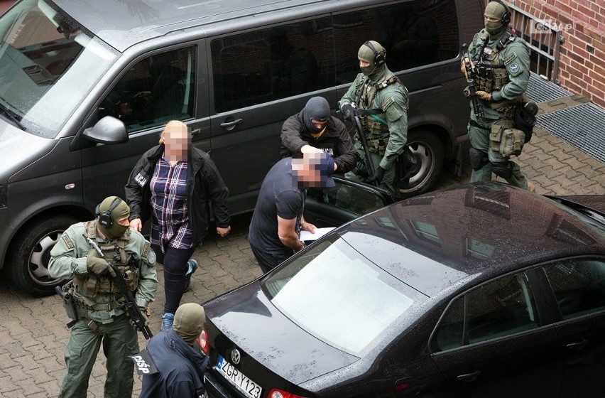 Szczeciński gang rozbity. Kulturysta i Dziobak aresztowani. Zobacz, jak to wyglądało [WIDEO, ZDJĘCIA]