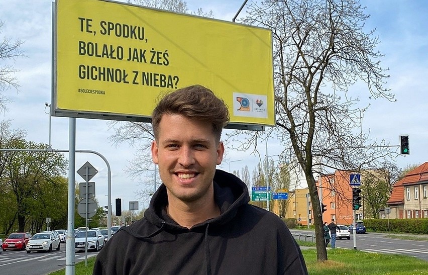 Roobens z Bytomia autorem billboardów po śląsku na 50-lecie...