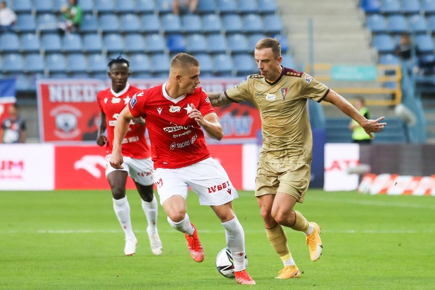 Pogoń Szczecin wygrała z Wisła Kraków 1:0.