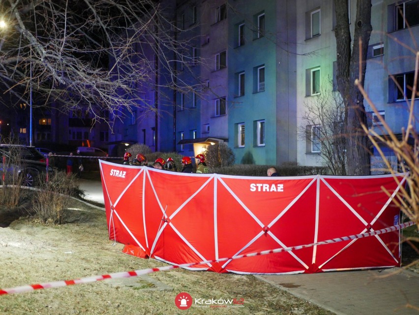 Kraków. Pożar w bloku na osiedlu Na Stoku