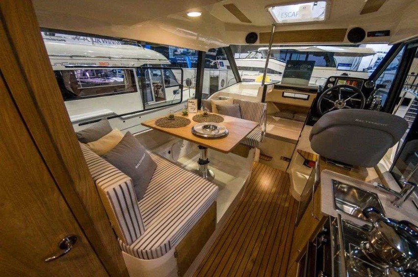 Wielki sukces augustowskiej stoczni Balt Yacht - jej Sun Camper 35 to Jacht Roku 2019 w Polsce