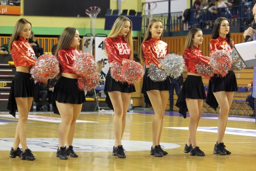 [WIDEO, ZDJĘCIA] Koszykarze Hydrotrucku Radom pokonali Astorię Bydgoszcz i mają trzecie zwycięstwo!
