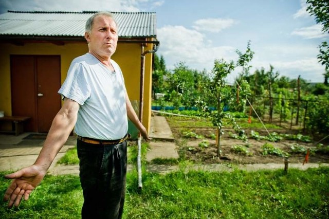 Tomasz Pawlus z ogrodów działkowych "Tęcza&#8221; w Kędzierzynie-Koźlu: &#8211; Nie ma potrzeby majstrować przy prawie. Obecne gwarantuje nam niezależość.