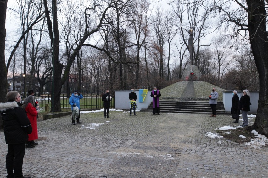 Obchody rocznicy Tragedii Górnośląskiej pod pomnikiem Ofiar...