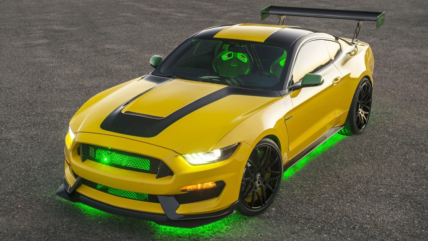 Ford "Ole Yeller" Mustang...