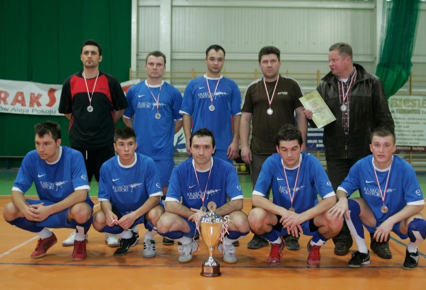Lotnik Kryspinów - wicemistrz Krakowskiej Ligi Futsalu w...