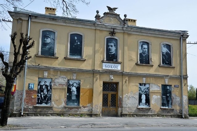 Budynek rozwadowskiego Towarzystwa Gimnastycznego Sokół jest w fatalnym stanie, ale będzie przywrócony do świetności