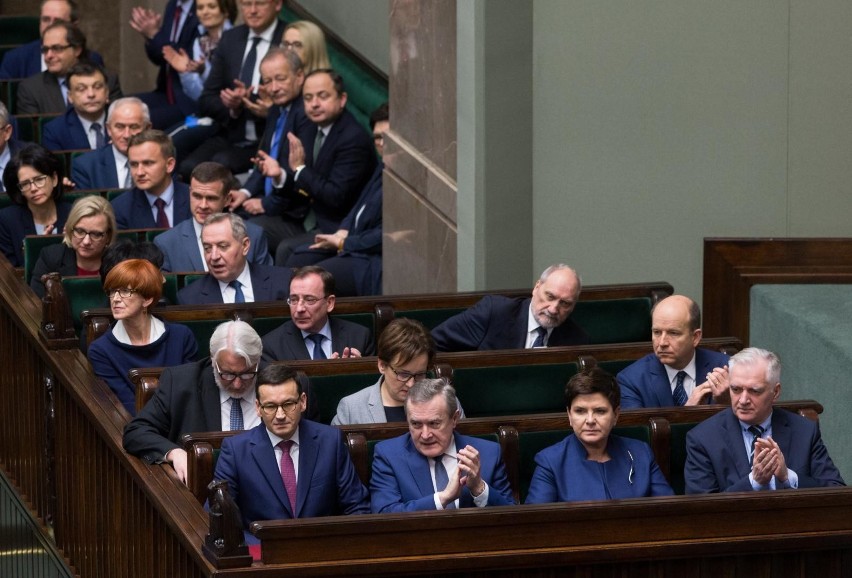 Sejm udzielił rządowi Mateusza Morawieckiego wotum zaufania [RELACJA]