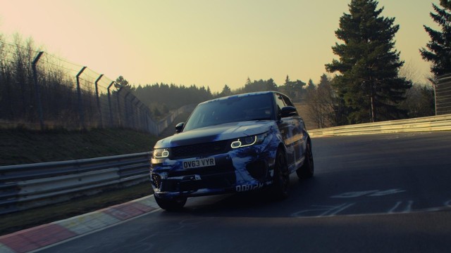 Range Rover Sport SVR / Fot. land Rover