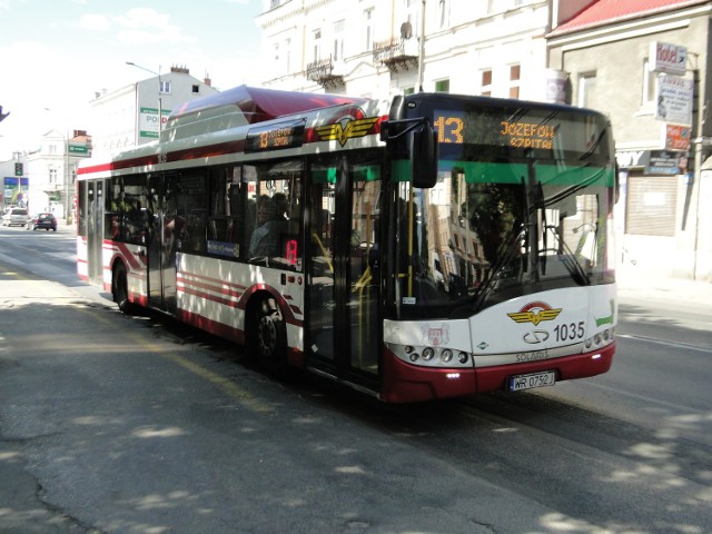 Miejskie Przedsiębiorstwo Komunikacji ma 60 nowoczesnych autobusów klimatyzowanych.