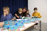 Aleksandra Skarbek-Waldon z Kielc wydała kolejną książkę dla dzieci. "Felek Papugoryba" uczy akceptacji różnych niepełnosprawności