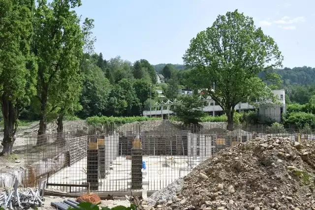 Na basenie w Wiśle trwają jeszcze prace, oficjalne otwarcie odbędzie się w czerwcu 2020 roku