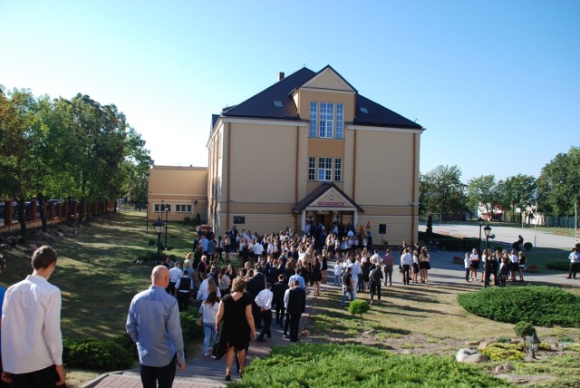 W Zespole Szkół i Placówek w Radziejowie są dwa gimnazja - jedno z nich w Specjalnym Ośrodku Szkolno-Wychowawczym.