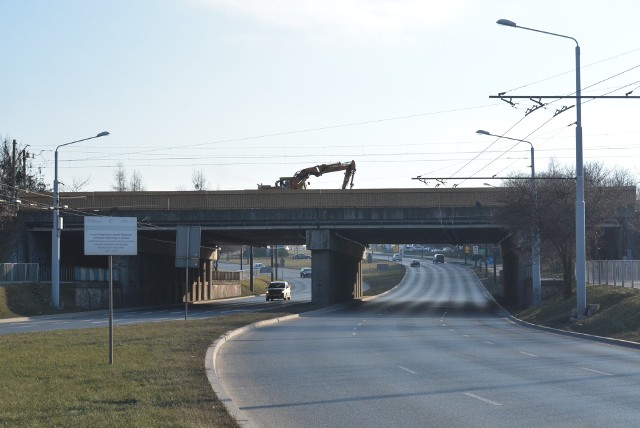 PKP rusza z modernizacją wiaduktu na ul. Diamentowej. Utrudnienia w ruchu samochodów
