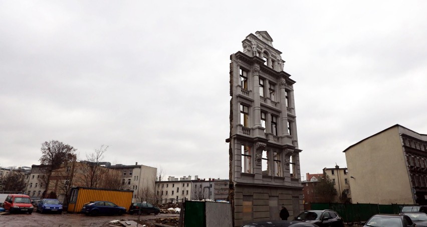 Zabytkowa elewacja kamienicy przy ul. Kwietniewskiego 11 w Bytomiu odnowiona. Zobaczcie zdjęcia!