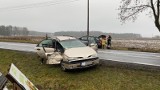 Kobieta z dzieckiem trafiła do szpitala. Wypadek na DK 25