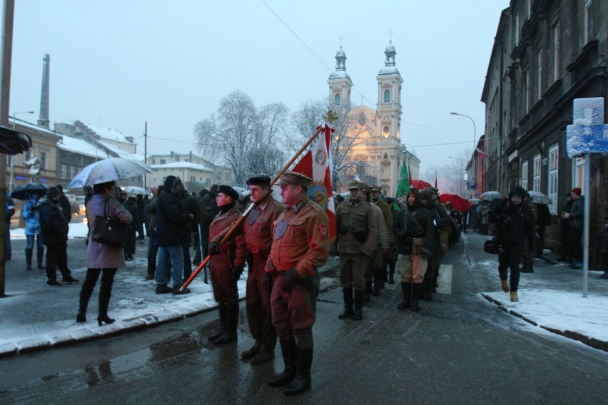 Bielsko-Biała pamięta o Żołnierzach Wyklętych. Ulicami przeszło kilkaset osób [ZDJĘCIA]