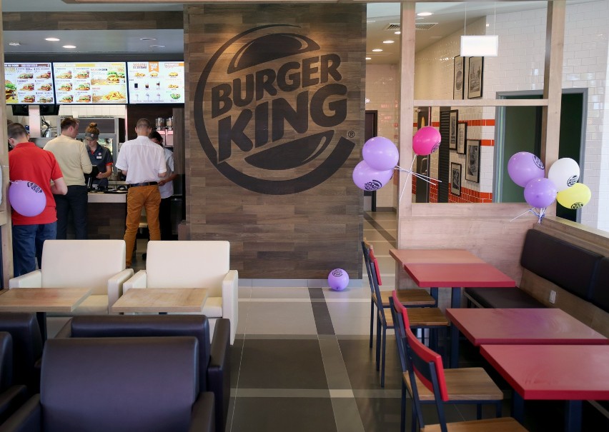 Marka Burger King powstała w 1954 roku. Jest drugą co...