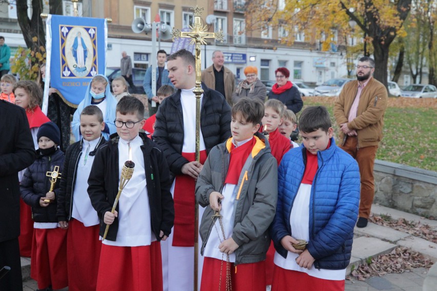 W Tychach odbył się Marsz Wszystkich Świętych. Wierni...