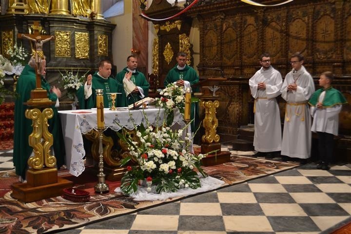 Kanonicy regularni w niedzielę świętują jubileusz swojego powrotu do klasztoru w Mstowie