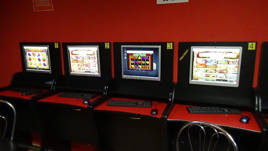 Nielegalne automaty do gier zarekwirowane w Myśliborzu [zdjęcia z akcji] 