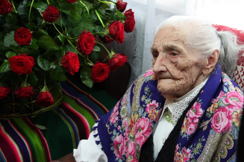 200 lat dla Weroniki Wójtowicz z Drozdowa pod Zwoleniem! Jubilatka skończyła 100 lat 