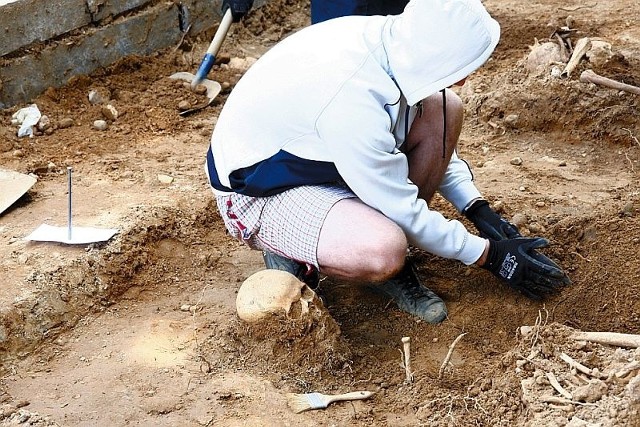 Prace archeologiczne na wzgórzu św. Marii Magdaleny prowadzone były latem 2010 roku. Na szczątki natrafili robotnicy pracujący nad poszerzeniem ulicy.  