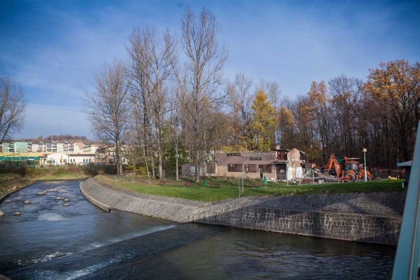 Gorlice. Zniknęła stara siłownia, może będzie kawiarnia