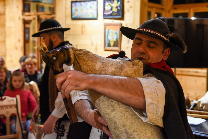 Zakopane. Zagrali na dudach z okazji Tłustego Czwartku [ZDJĘCIA]