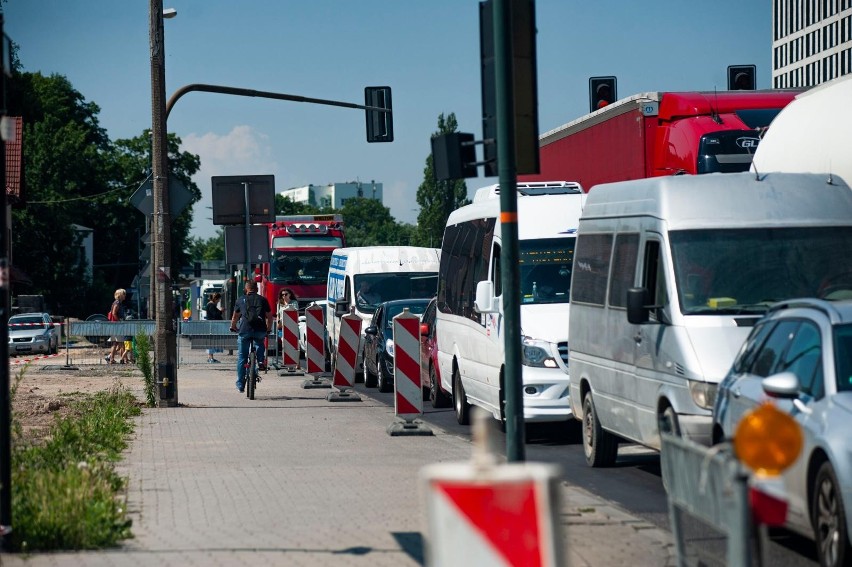 Ile kierowcy tracą czasu w korkach. Kraków w niechlubnym rankingu