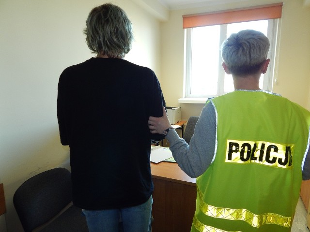 Dwaj mieszkańcy Gdańska, którzy mieli przy sobie narkotyki, na trzy miesiące trafili do aresztu.