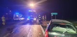 Wypadek na krajowej ósemce pod Wrocławiem. Dwie osoby zostały ranne [ZDJĘCIA]