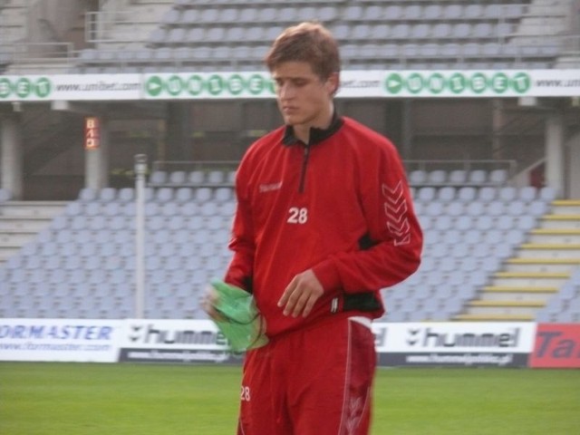 Cezary Wilk powrócił po meczu reprezentacji Polski do lat 23 z Walią, który odbył się w walijskim Carmarthen. 