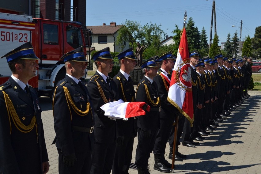 Dzień Strażaka w Komendzie Powiatowej PSP w Lublińcu. Medale, podziękowania i wyróżnienia - nie tylko dla strażaków [ZDJĘCIA]