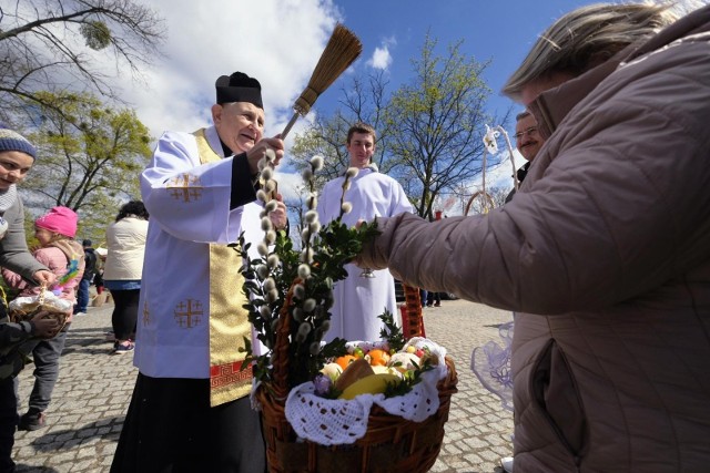 Czas Wielkanocy jest szczególnie celebrowaniem życia i nadziei na życie pośmiertne.