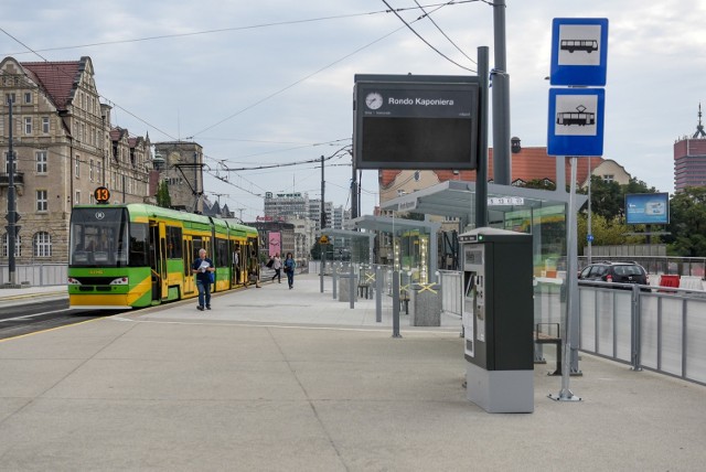 Kaponiera otwarta. Zobacz, jak wygląda