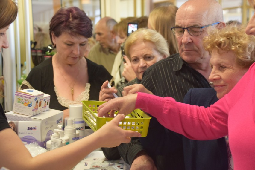 Forum Seniora 2019. Uśmiechnięci, radośni i pełni energii seniorzy wzięli udział w forum zorganizowanym specjalnie dla nich (foto, wideo)