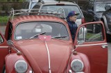 Miłośnicy zabytkowych aut spotkali się przed Łuczniczką [zdjęcia]