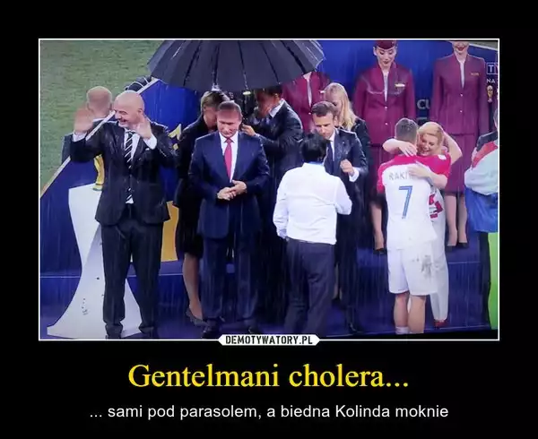 Finał MŚ 2018 za nami. Ostatni mecz turnieju chętnie komentowali internauci tworzący memy. Ich bohaterami byli waleczni Chorwaci, Mario Mandżukić zostający Francuzem oraz oczywiście Władimir Putin, który przez długi czas jako jedyny z oficjeli miał nad sobą parasol. Zobacz kolejny obrazek --------->