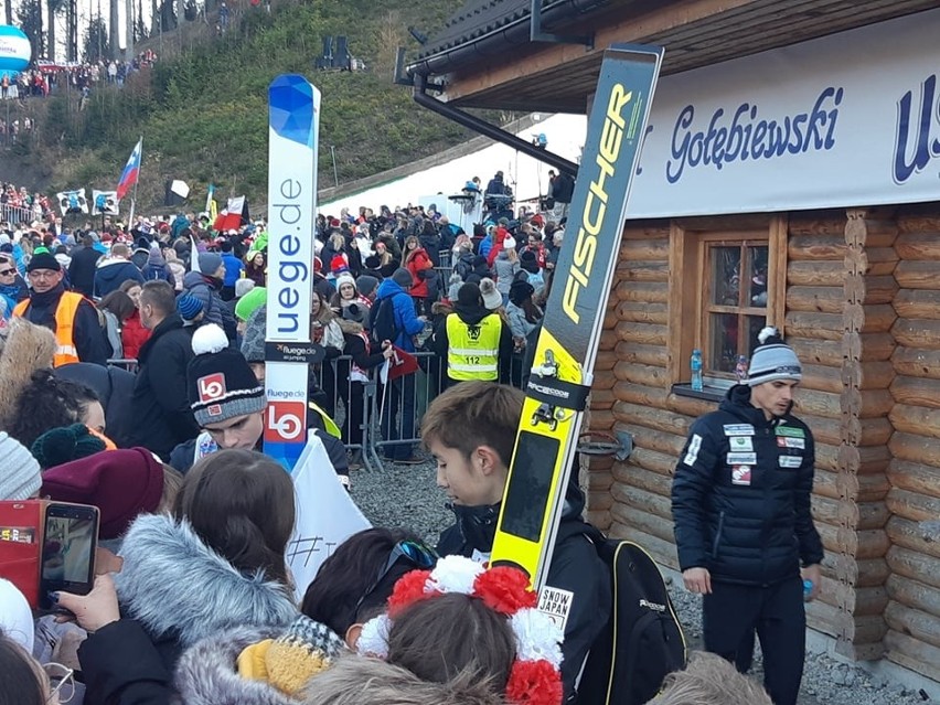 Kibicie z Muszyny dopingowali skoczków narciarskich za zawodach Pucharu Świata w Wiśle [ZDJĘCIA]