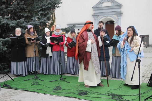 Jarmark Bożonarodzeniowy oraz miejska wigilia na Rynku w Chełmnie