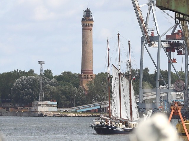 Po raz dziewiąty w sierpniowy weekend odbyło się Sail Świnoujście - żeglarskie wydarzenie, które doskonale wpisuje się w charakter miasta i ma już swoich wiernych sympatyków wśród bractwa żeglarskiego i „szczurów lądowych".