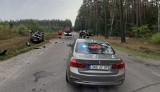 Tragiczny wypadek w regionie. W Serskim Lesie osobówka zderzyła się z busem